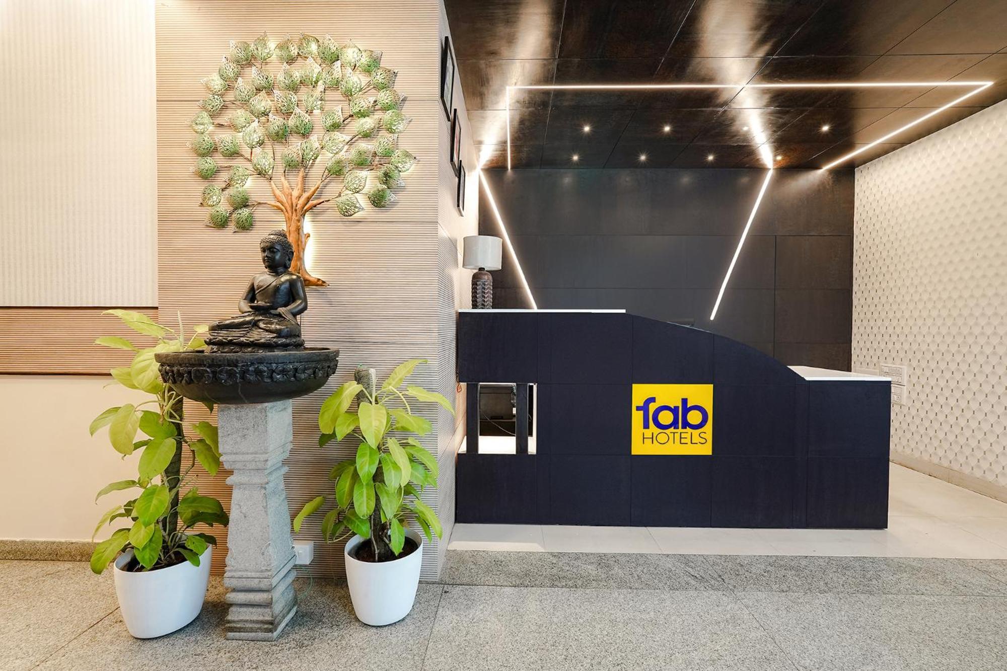 Fabhotel Leela Park Bangalore Exterior photo